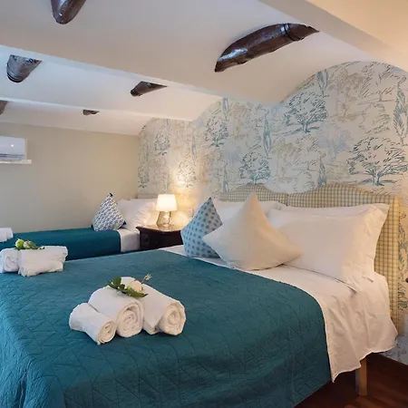 Donna Adelina 4* Неаполь