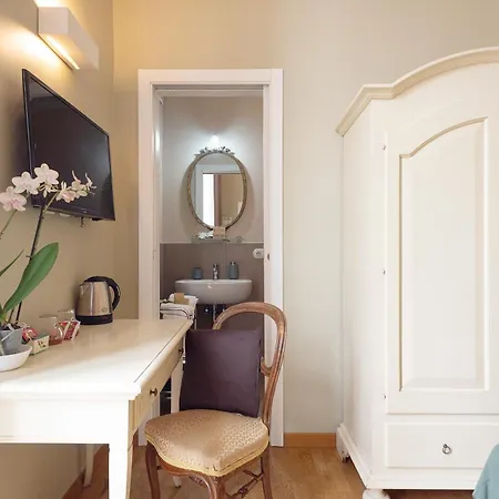 Donna Adelina Неаполь