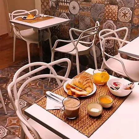 Alojamento de Acomodação e Pequeno-almoço Donna Adelina